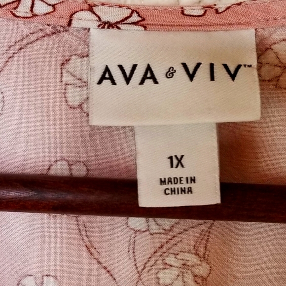 Box 12 AVA & VIV Floral Faux Wrap Dress - Picture 2 of 4